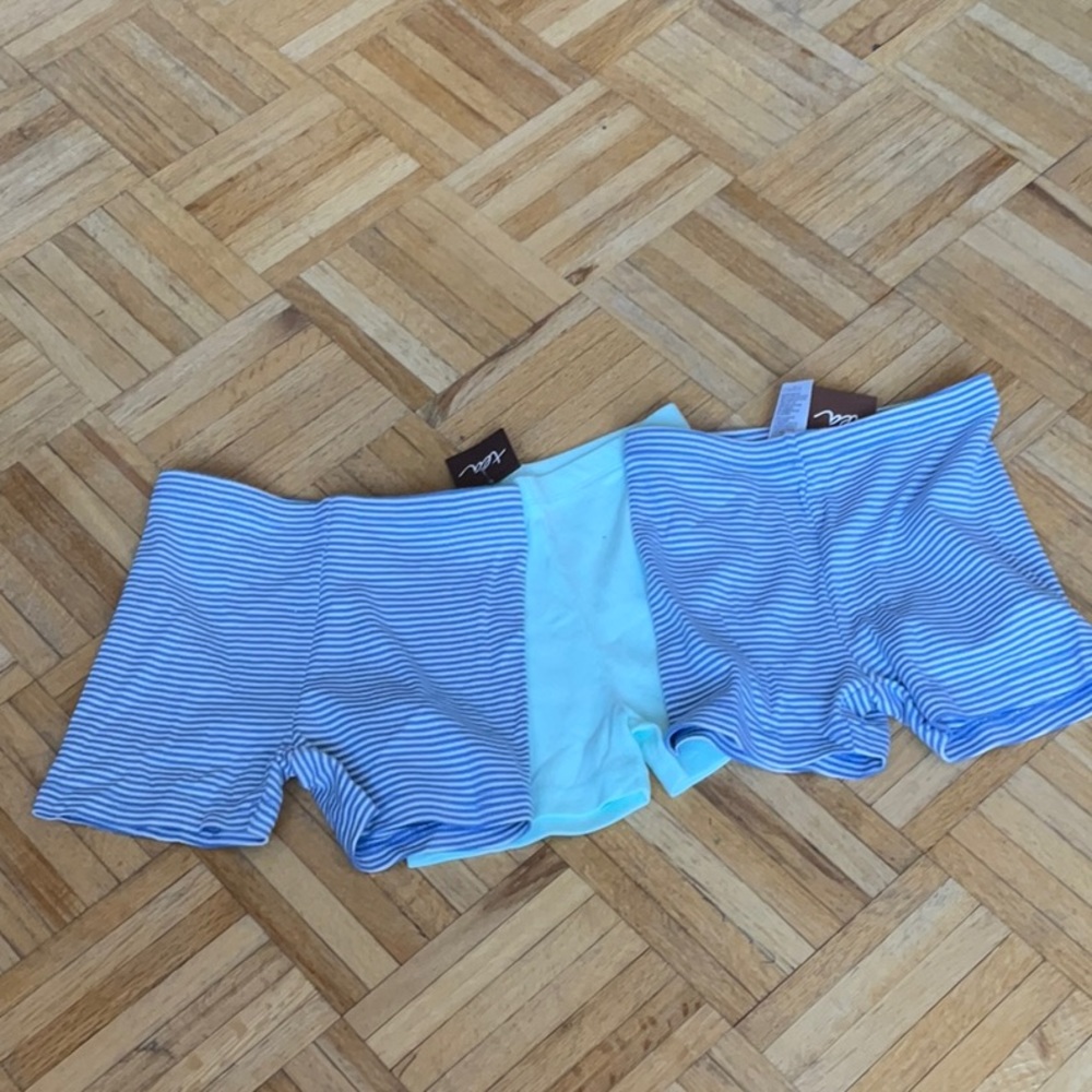 3 tea collection shorts